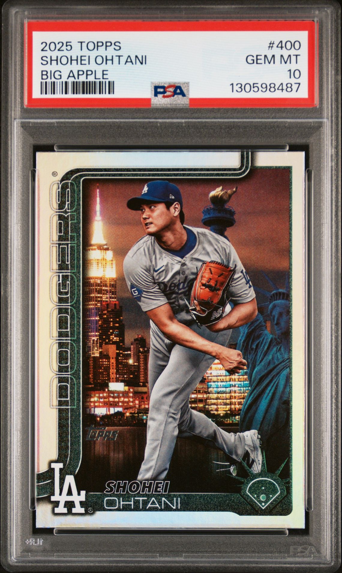 2025 Topps Big Apple #400